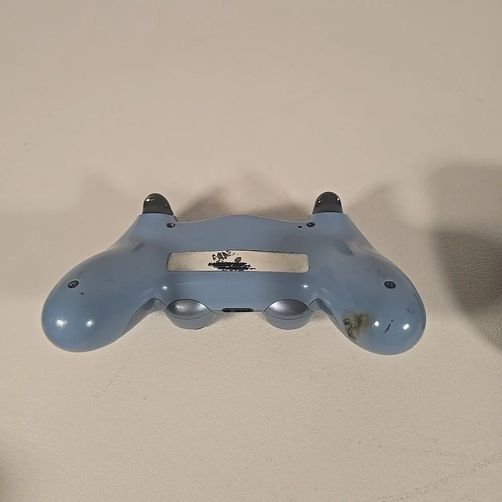 2 Sony PlayStation 4 DualShock Wireless Controllers Untested And Some‎ Damage